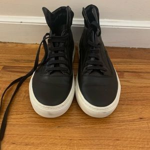 VINCE Black leather and Suede Hightop Sneakers